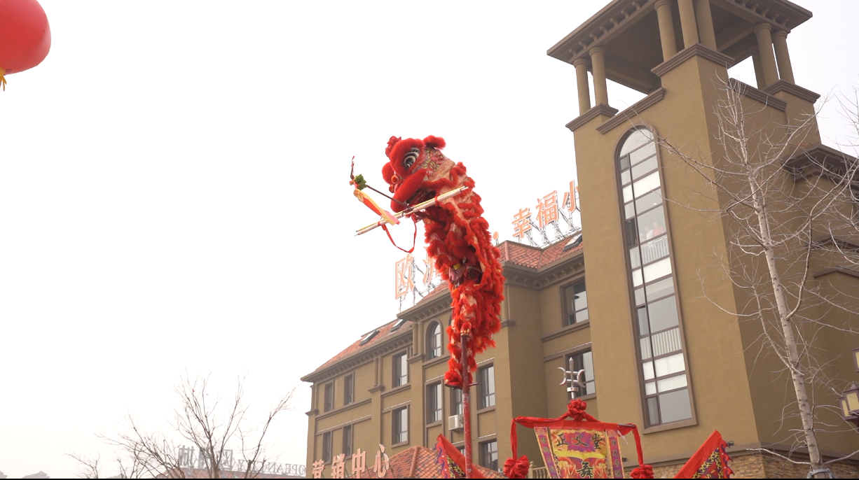 龍?zhí)ь^賞舞獅，二月二齊聚歐洲城·幸福小鎮(zhèn)(圖3)