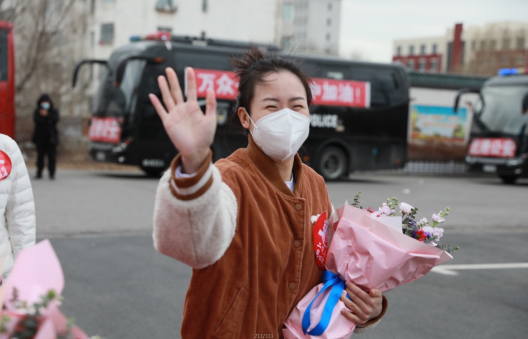 春暖花開，英雄歸來！葫蘆島市第二人民醫(yī)院支援綏中醫(yī)療隊(duì)凱旋而歸~(圖8)