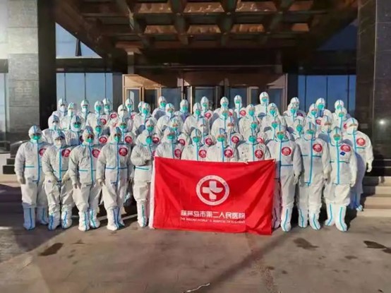 戰(zhàn)疫一線|6萬人次，市二院核酸采樣醫(yī)療隊(duì)支援綏中的第24天！(圖12)