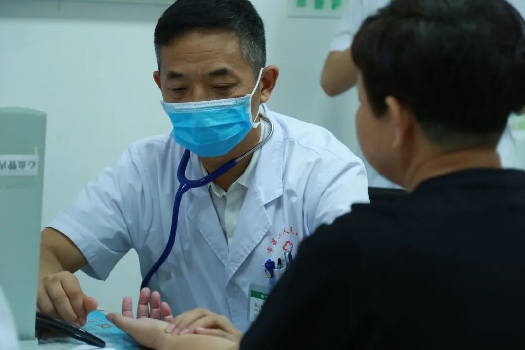 全國首批！遼西首例！葫蘆島市第二人民醫(yī)院心臟中心完成遼西首例Micra AV無導(dǎo)線起搏器植入術(shù)(圖1)