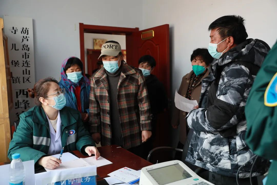 踐行黨的二十大精神，市二院黨員開展大型公益出診！(圖3)